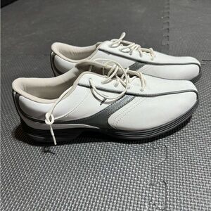 Callaway golf shoes. Size 9.5